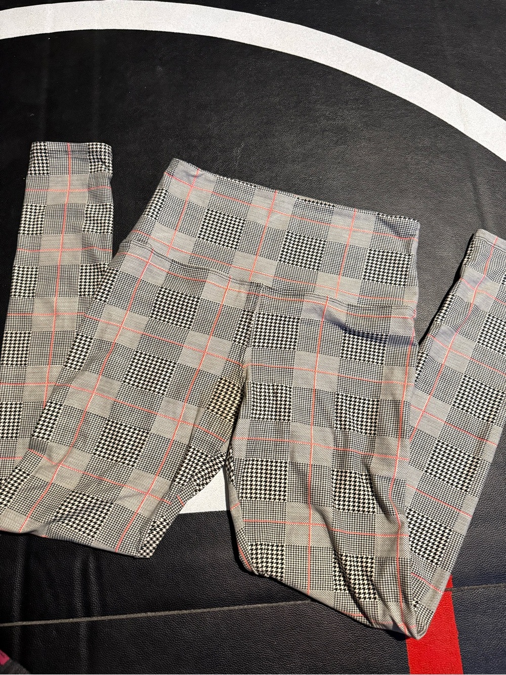 Plaid Stretch Leggings - Gray with Pink Accent